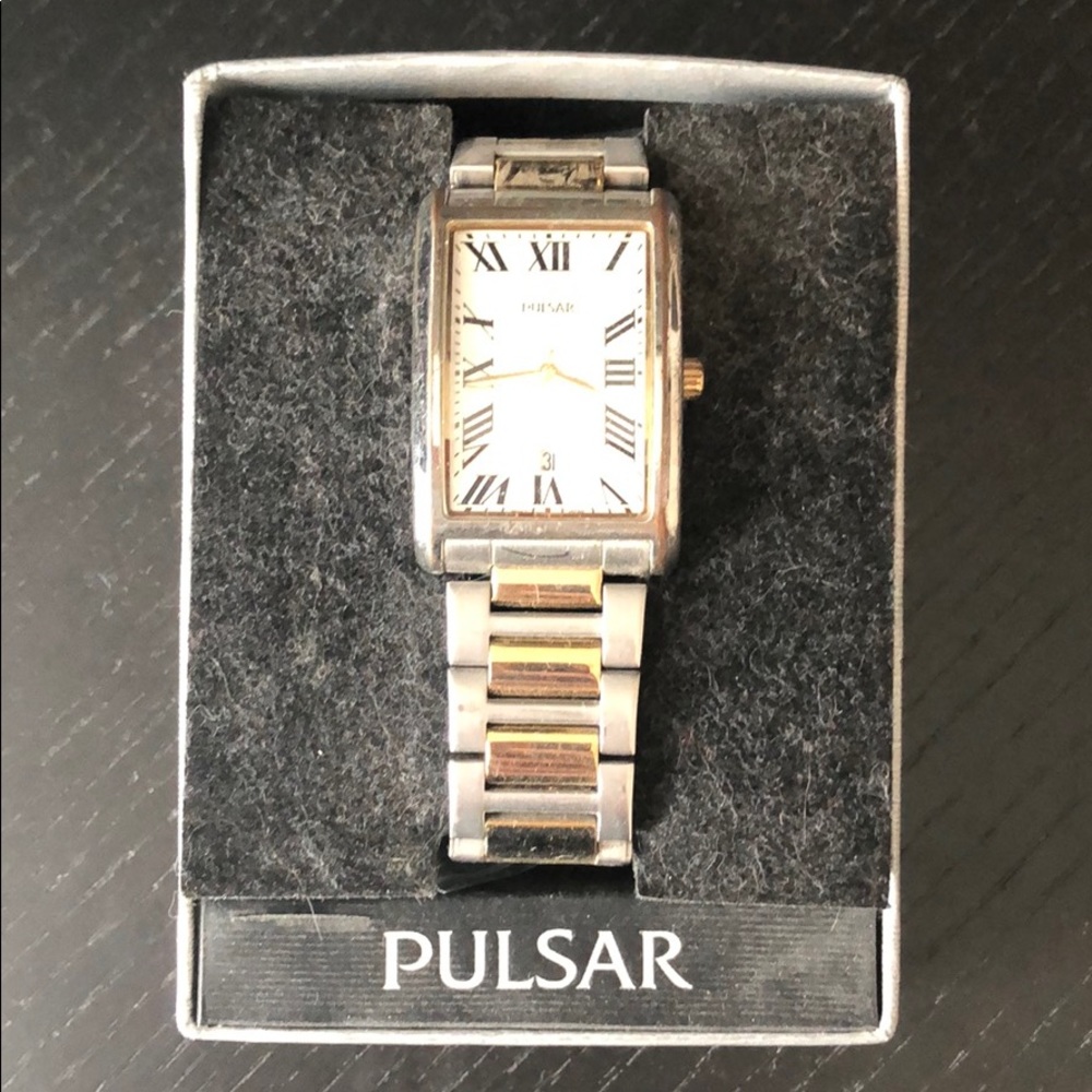 Pulsar watch
